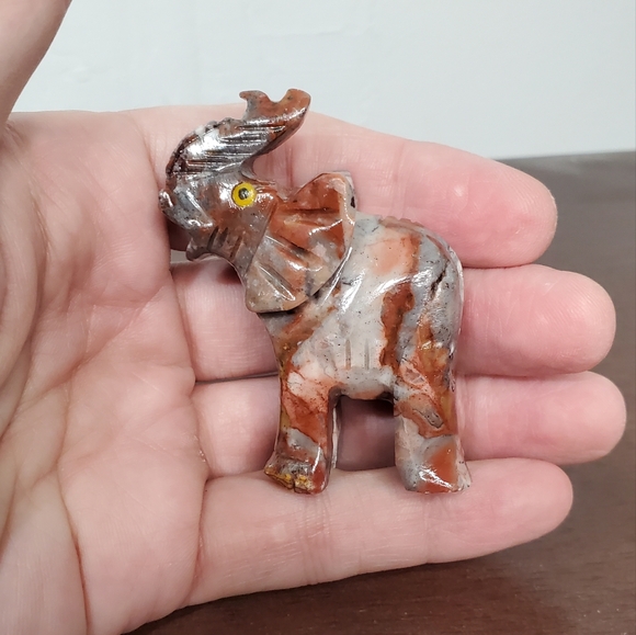 Soapstone Crystal Elephant - Picture 7 of 8